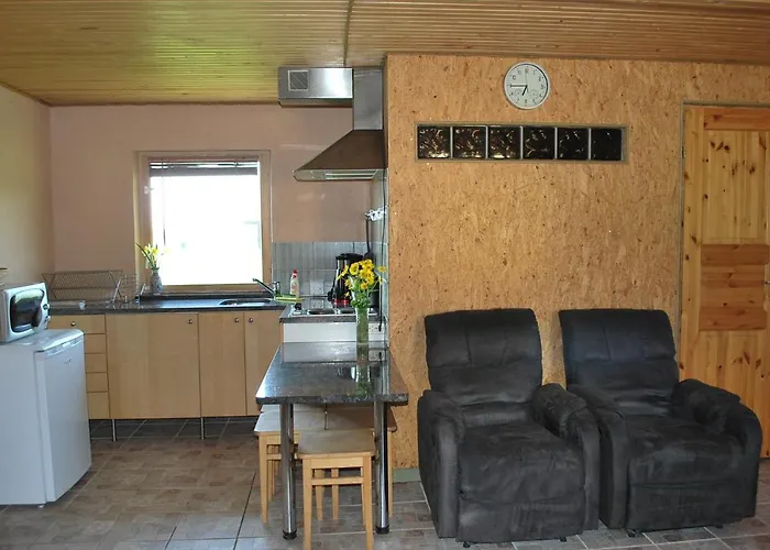 Antsu Talu Farm stay Lao